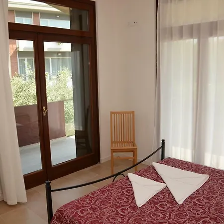 Trilocale Palazzo 公寓 加尔达