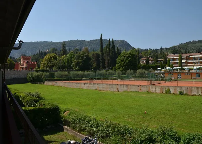 Trilocale Palazzo 加尔达