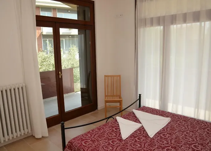 Trilocale Palazzo 公寓 加尔达